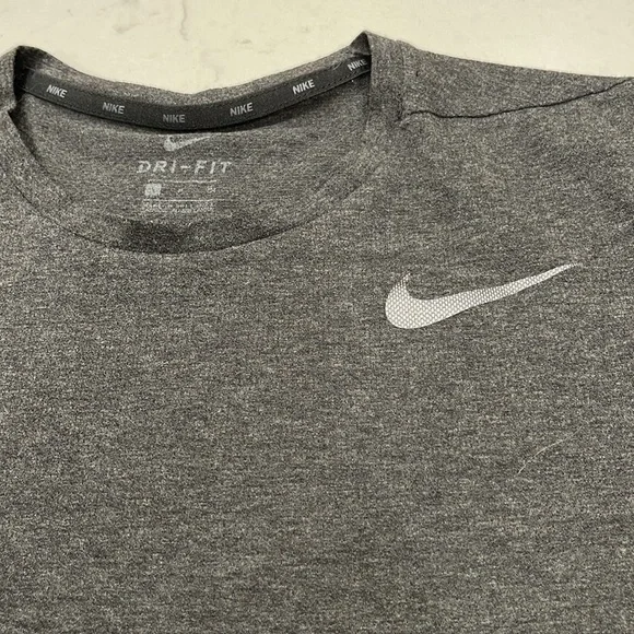Nike Mens T-shirt-sz-S - Picture 2 of 6